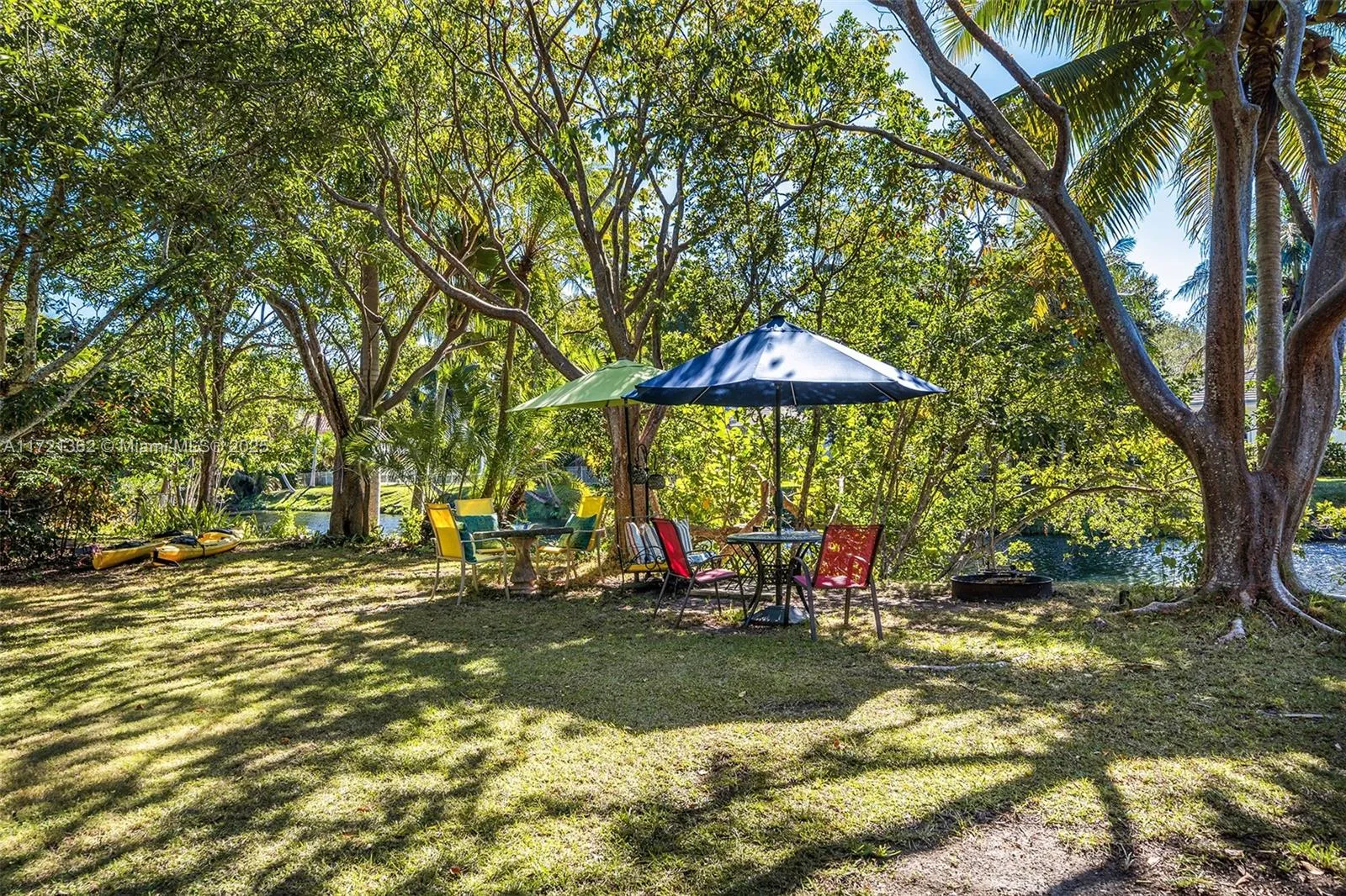 Miami, Florida 33143, United States, 3 Bedrooms Bedrooms, ,2 BathroomsBathrooms,Residential,Pending,19411