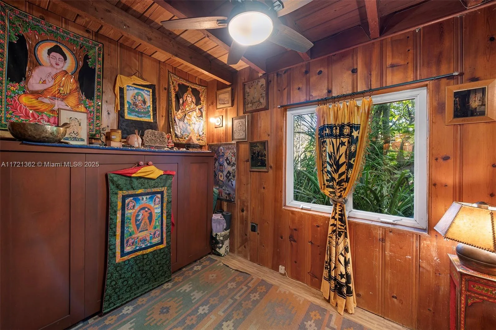 Miami, Florida 33143, United States, 3 Bedrooms Bedrooms, ,2 BathroomsBathrooms,Residential,Pending,19411