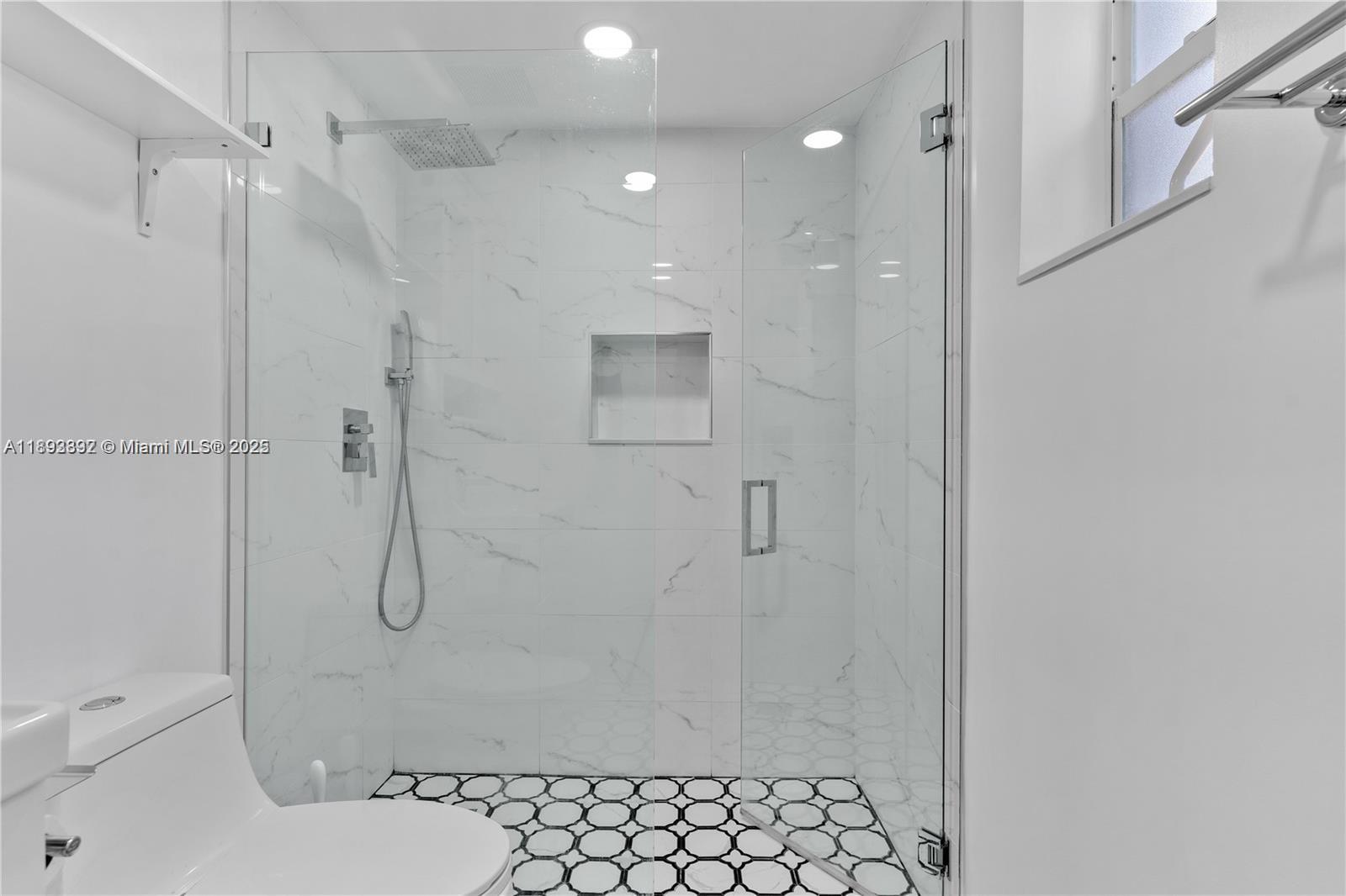 MARION MANOR - Residential Lease