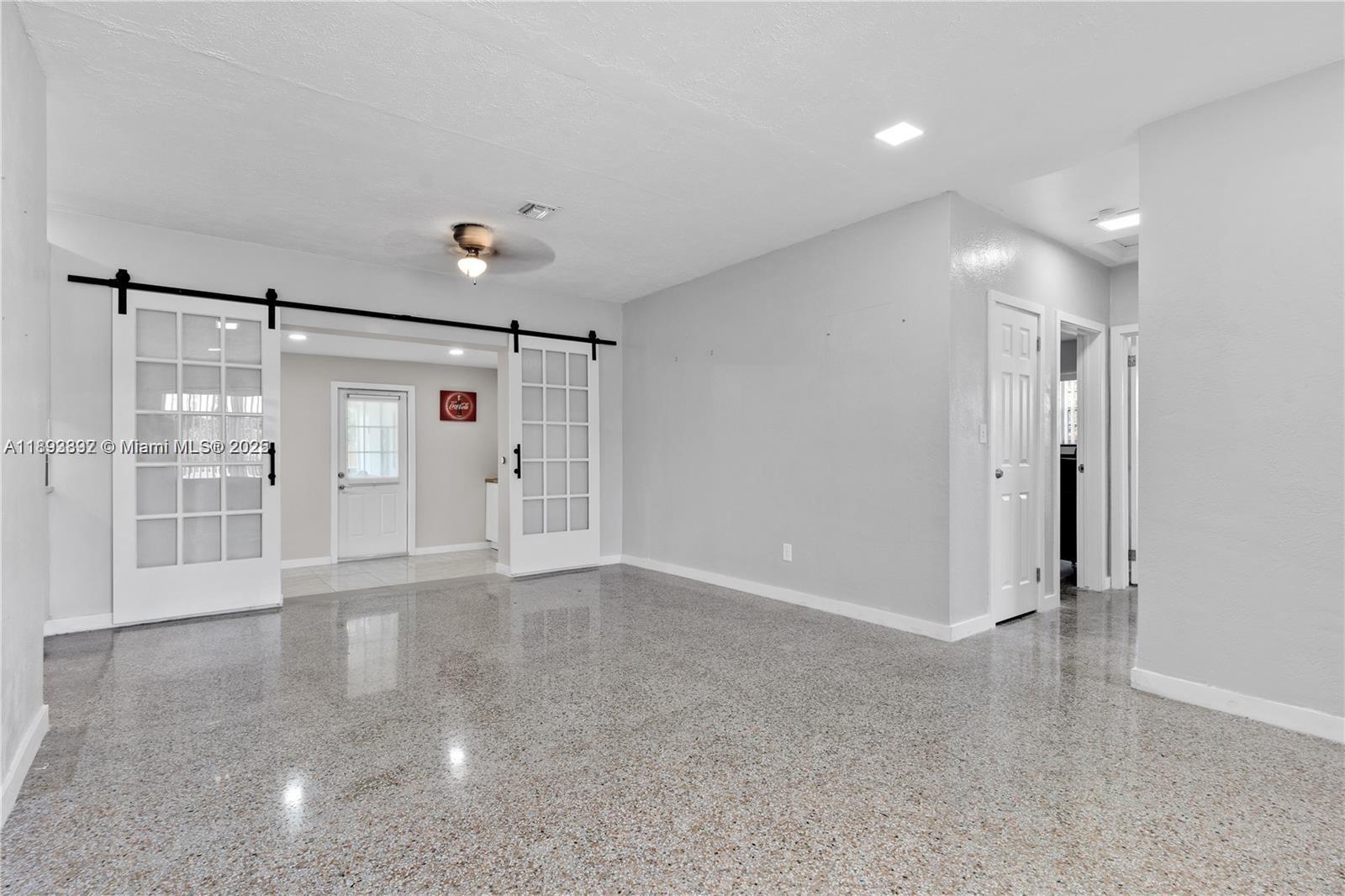 MARION MANOR - Residential Lease