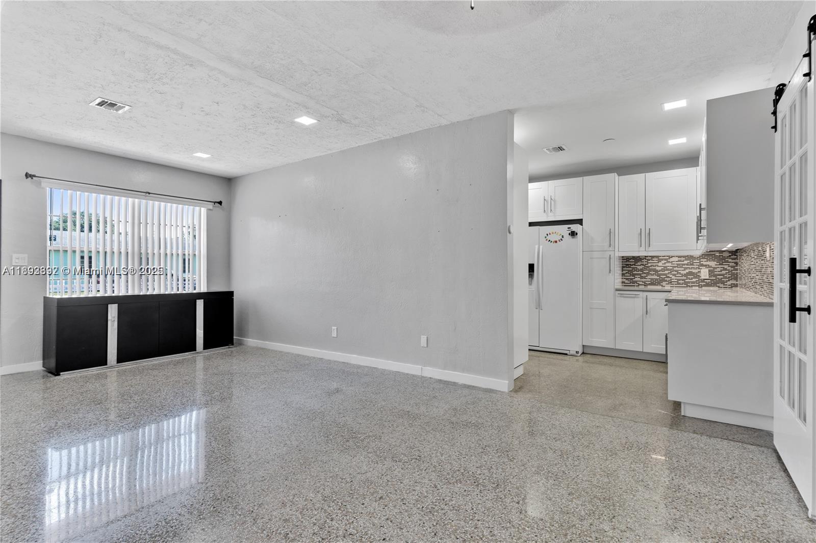 MARION MANOR - Residential Lease