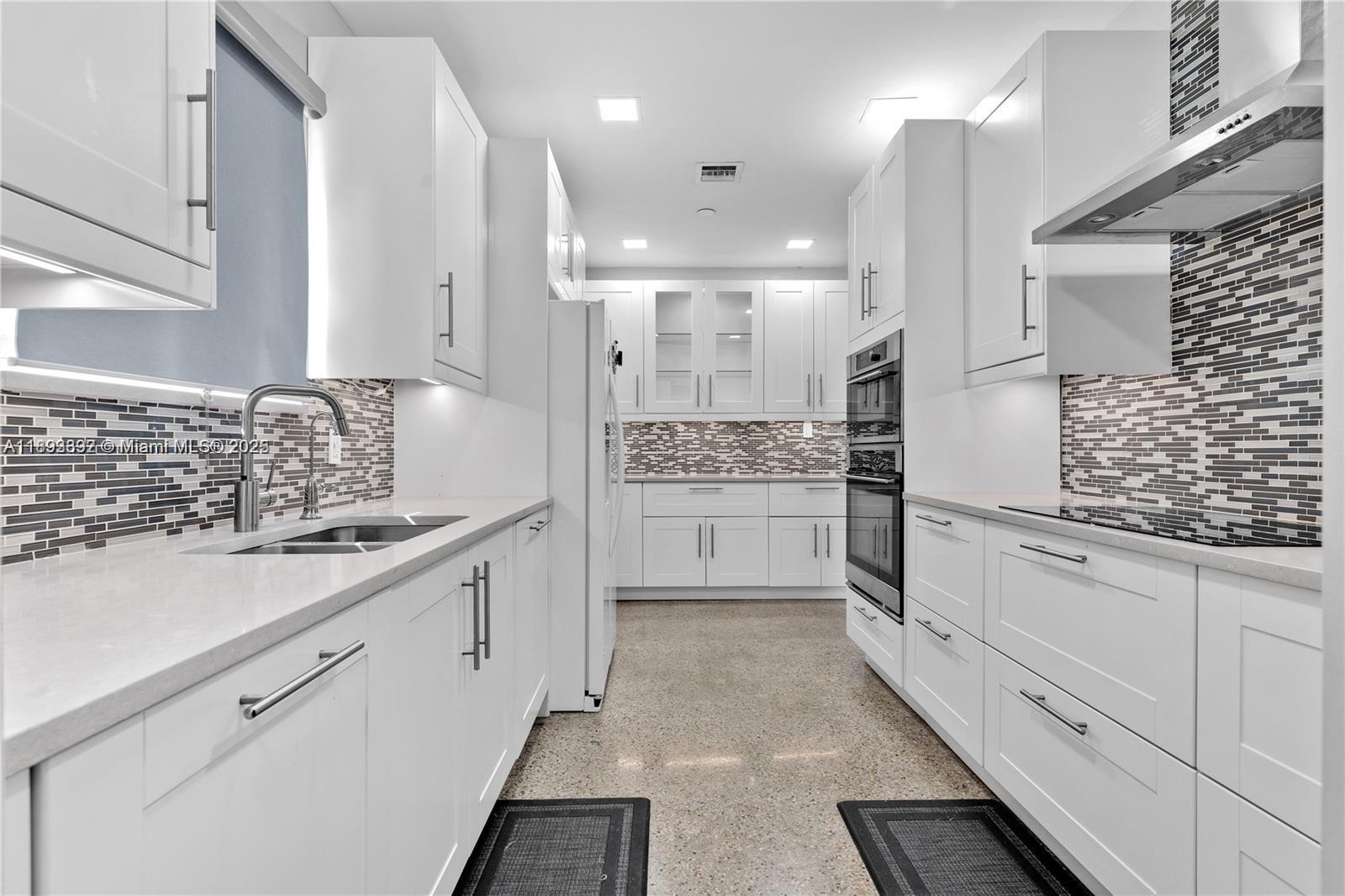 MARION MANOR - Residential Lease