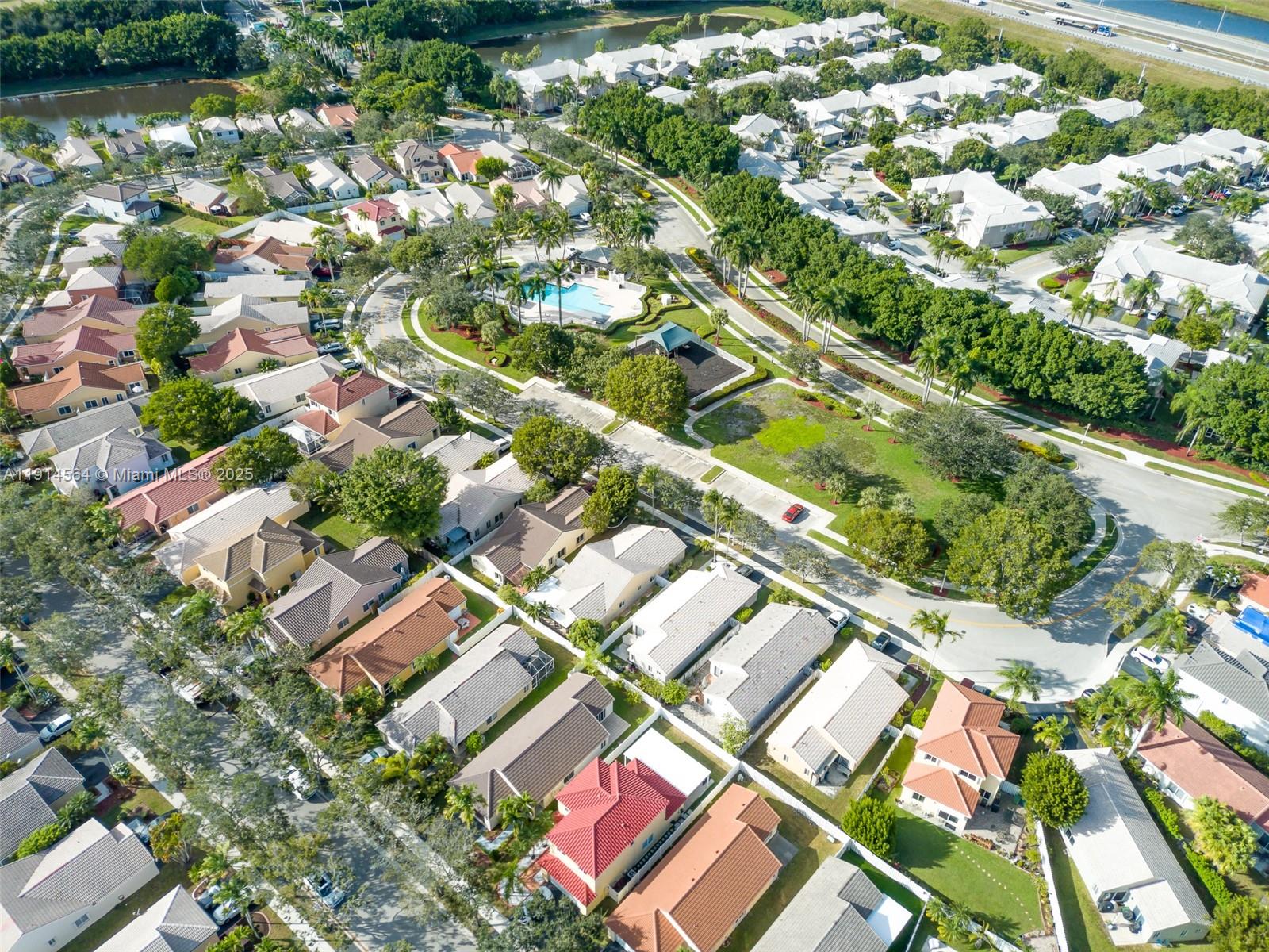 SECTORS 3 & 4 BOUNDARY PL - Residential Lease