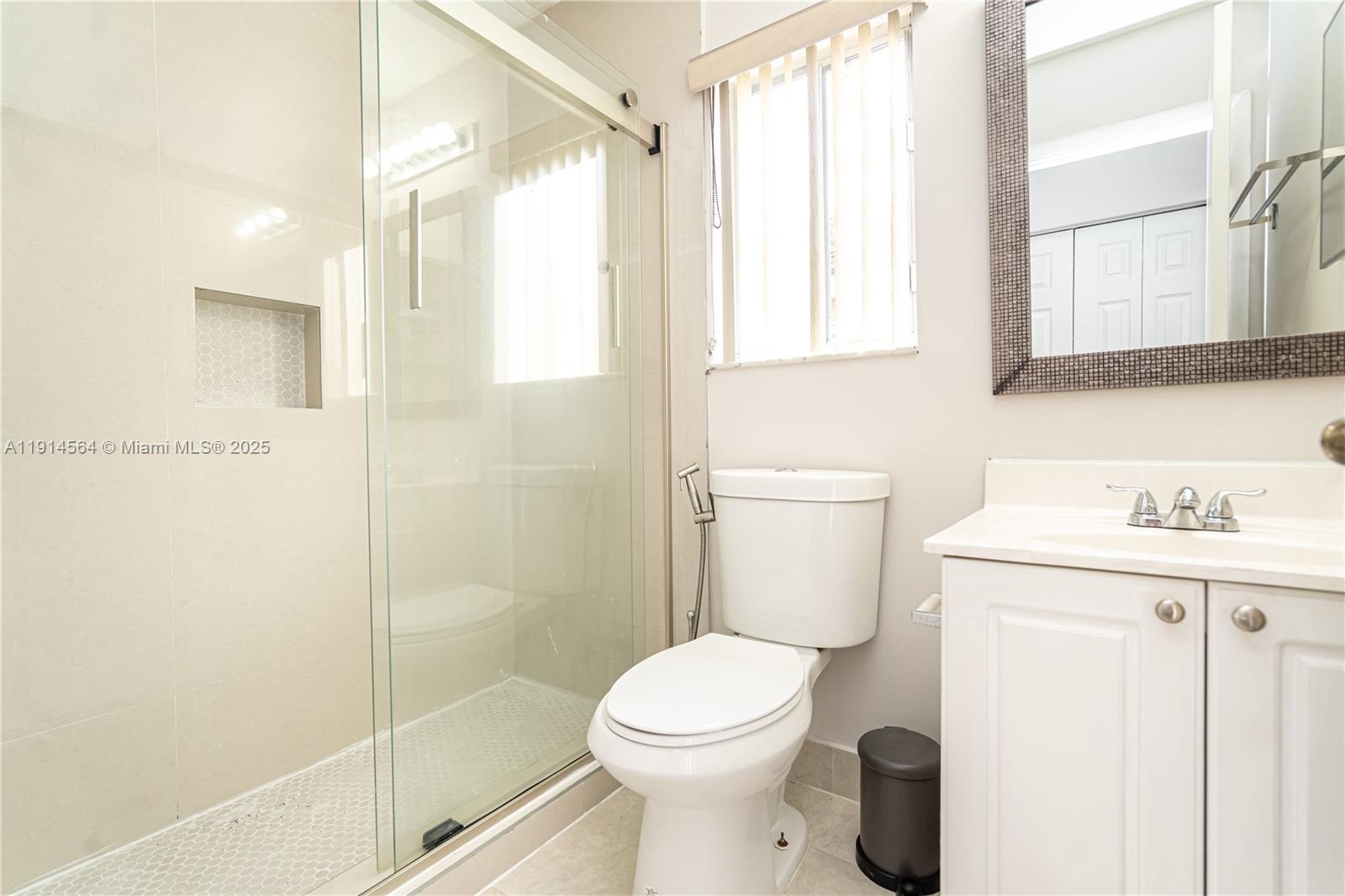 SECTORS 3 & 4 BOUNDARY PL - Residential Lease