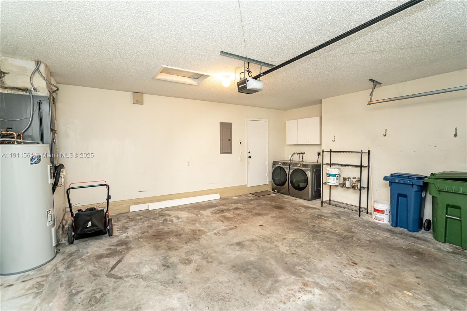 SECTORS 3 & 4 BOUNDARY PL - Residential Lease