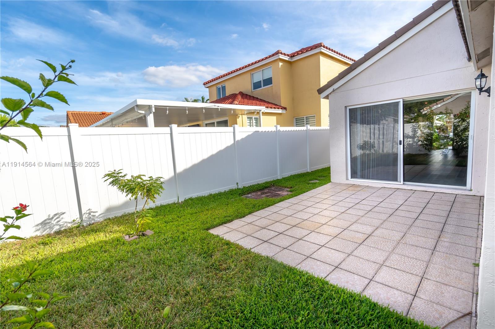 SECTORS 3 & 4 BOUNDARY PL - Residential Lease