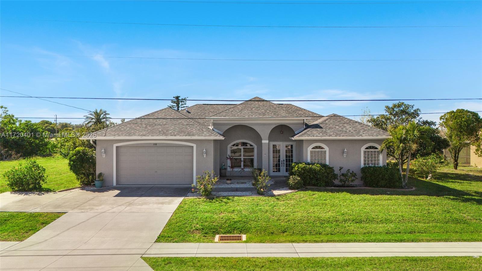 228 Nicholas Pkwy E Pkwy, Cape Coral, Lee County, Florida - 3 Bedrooms  
3 Bathrooms - 