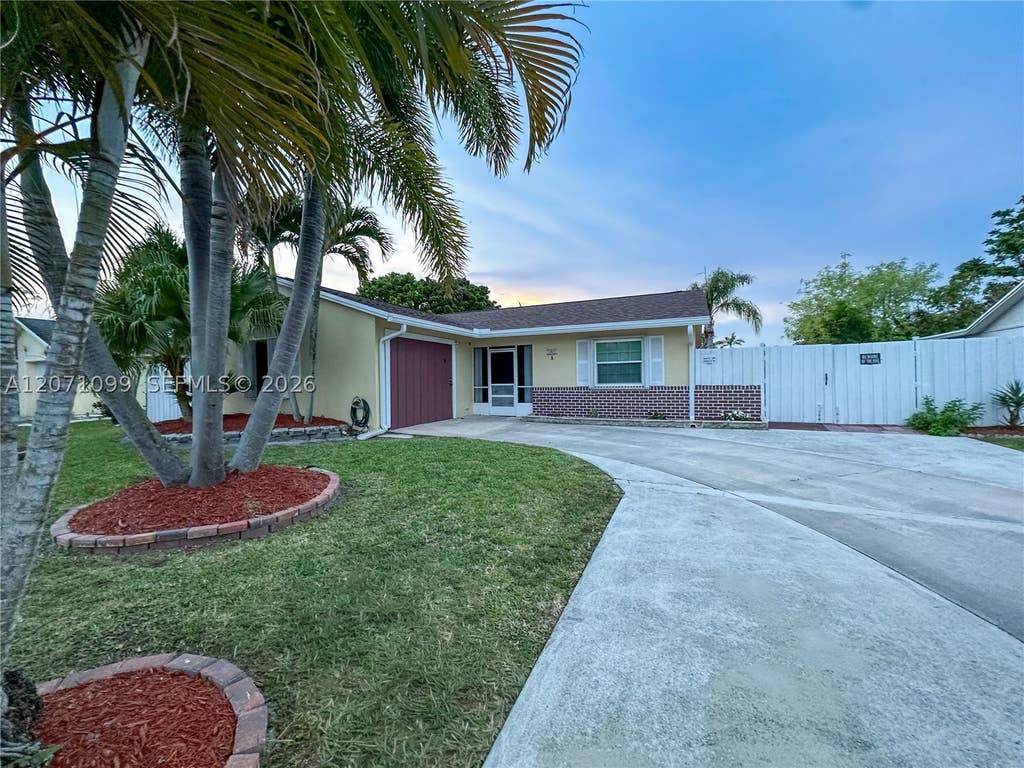 Photo of 1063 Concert Way, Royal Palm Beach, FL 33411 (MLS # A12071099)