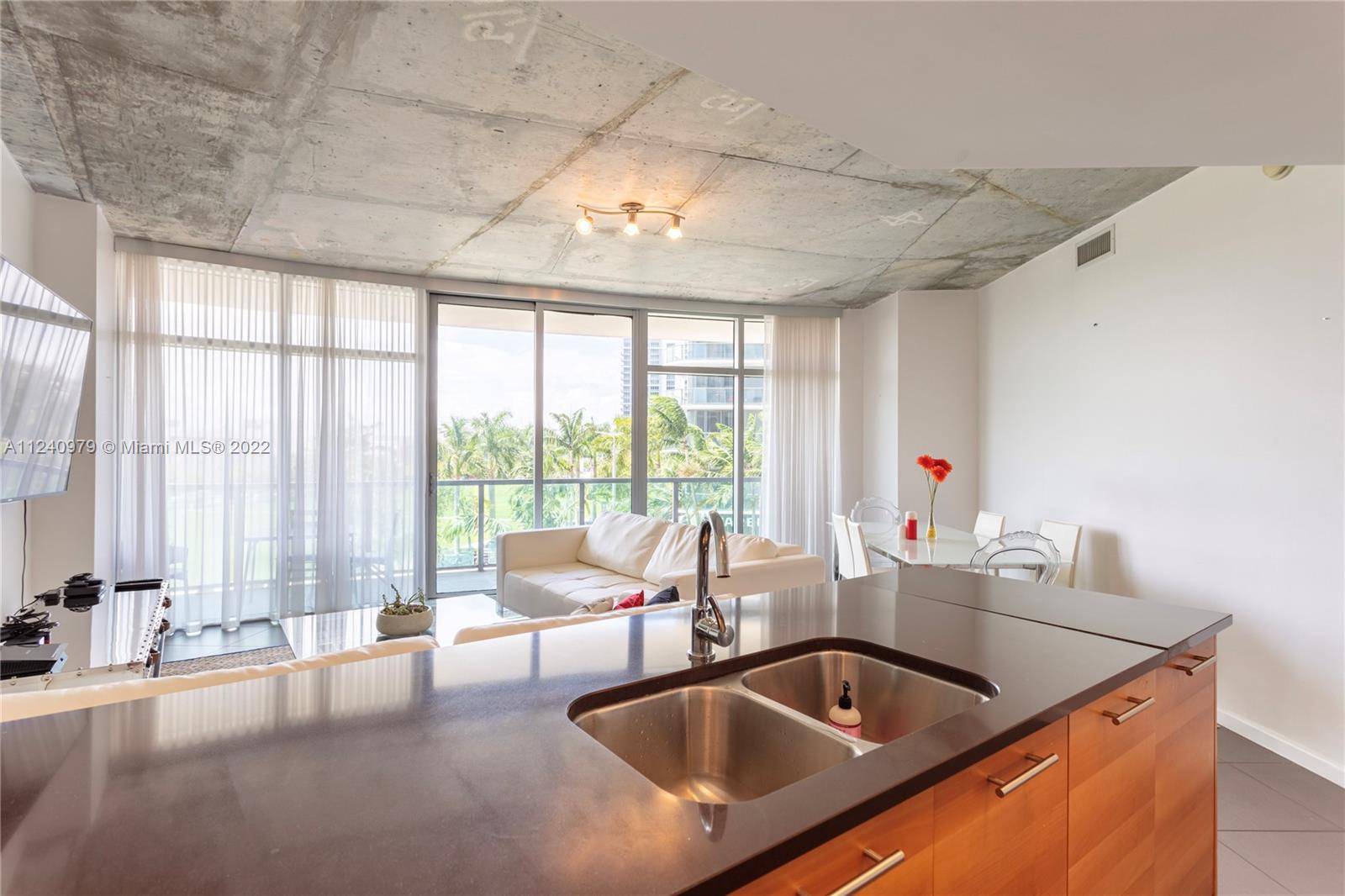 FOUR MIDTOWN MIAMI CONDO - Residential Lease
