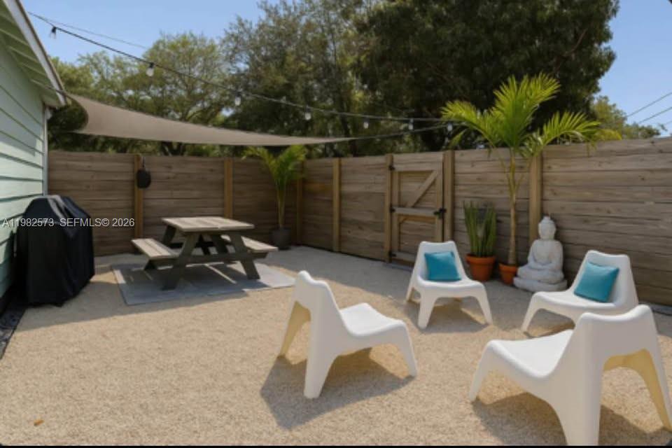 LAKE WORTH TOWN OF - Residential