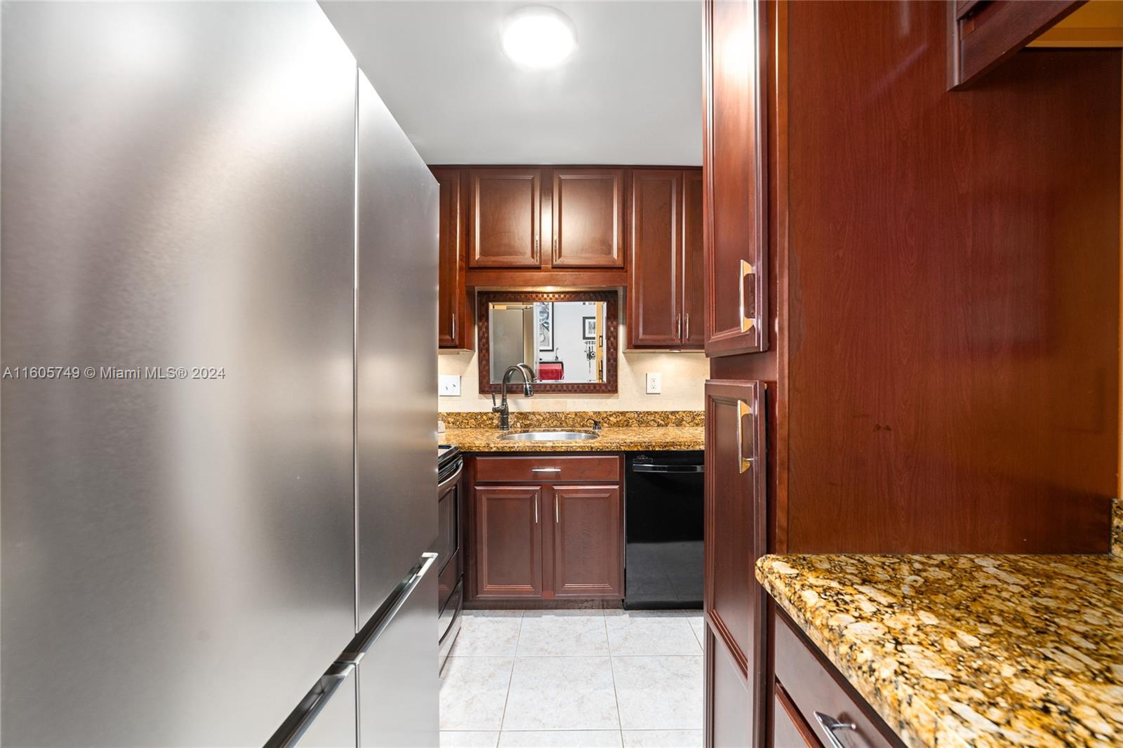RIVER SHORES CONDO - Residential
