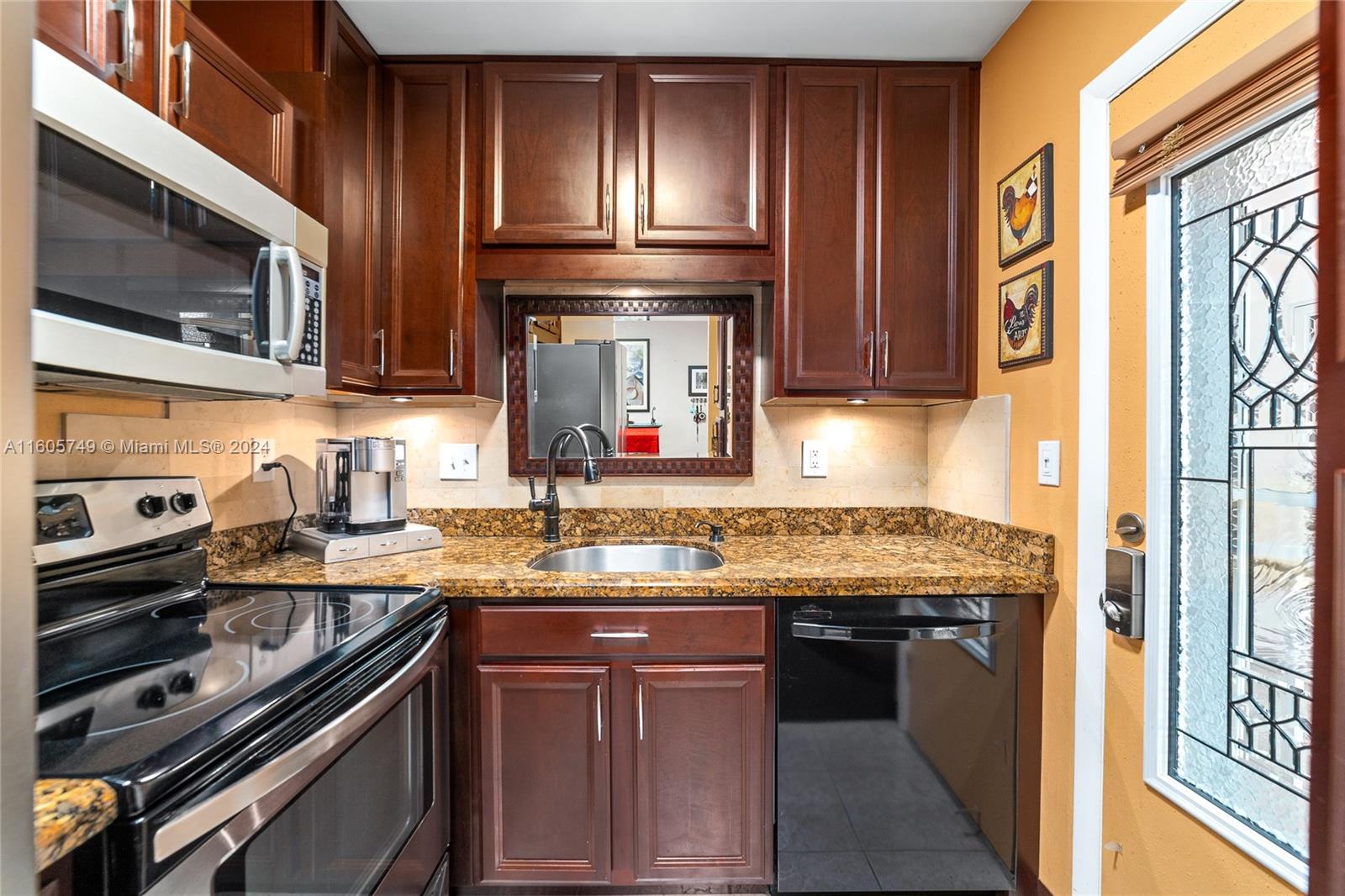 RIVER SHORES CONDO - Residential