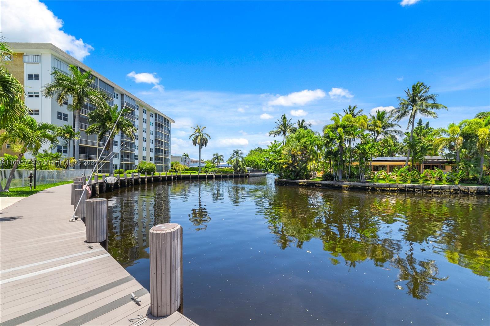 RIVER SHORES CONDO - Residential