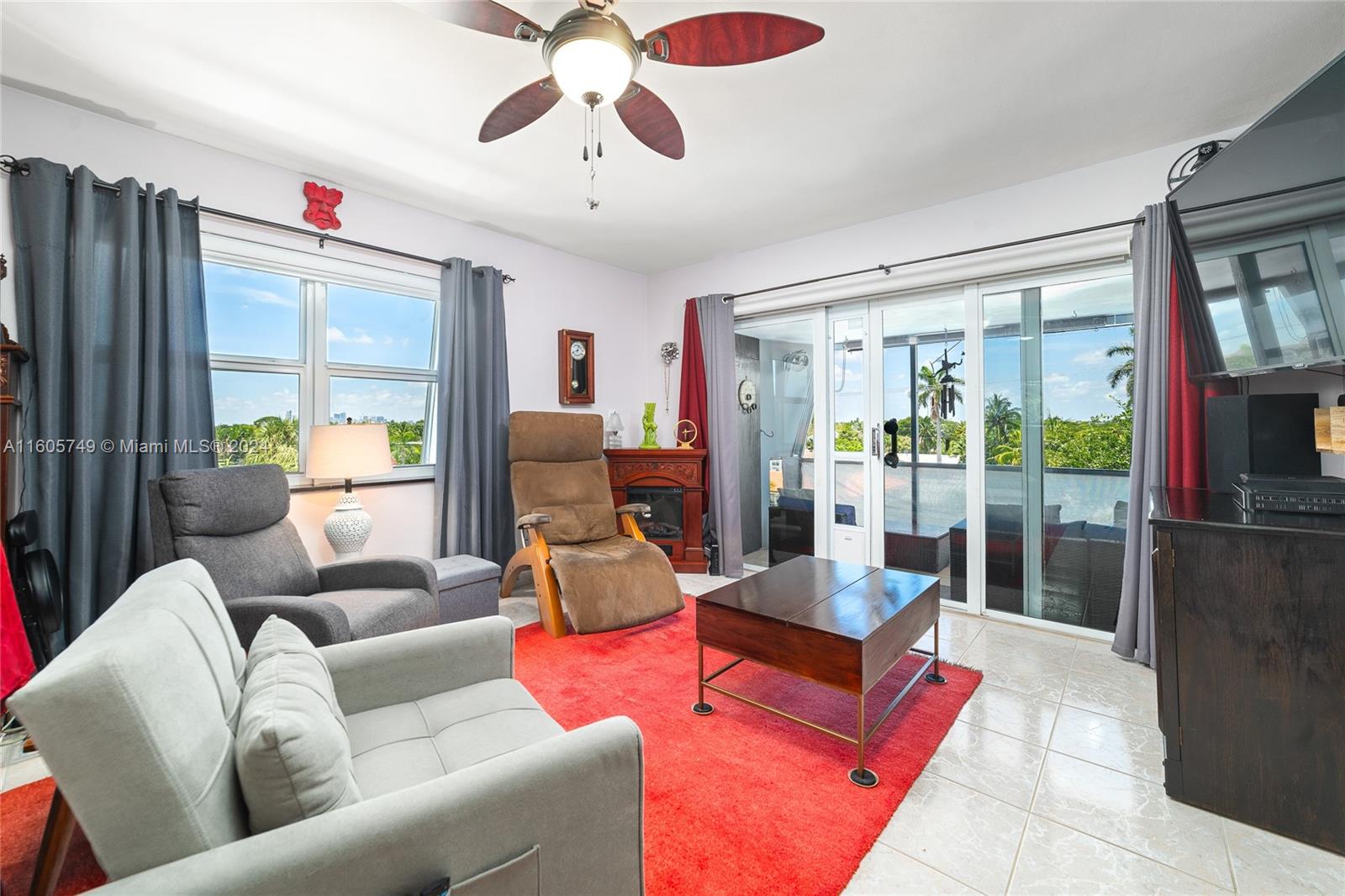 RIVER SHORES CONDO - Residential