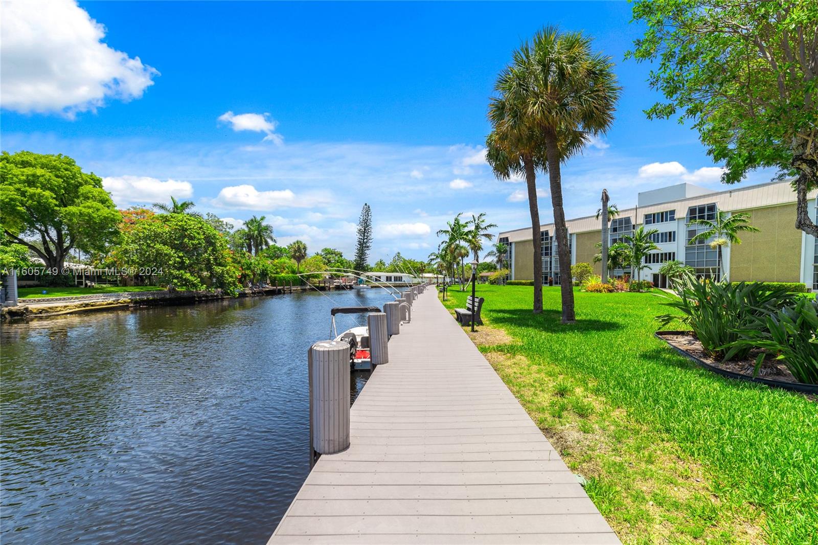 RIVER SHORES CONDO - Residential