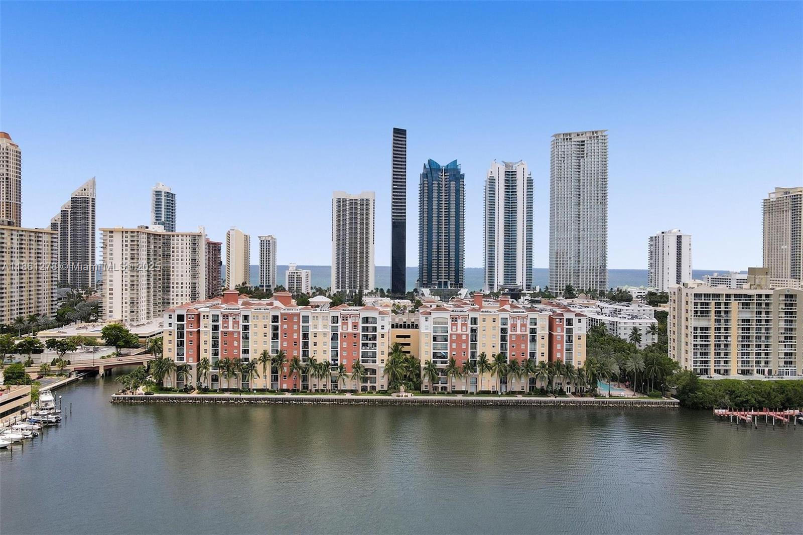 PORTO BELLAGIO CONDO - Residential