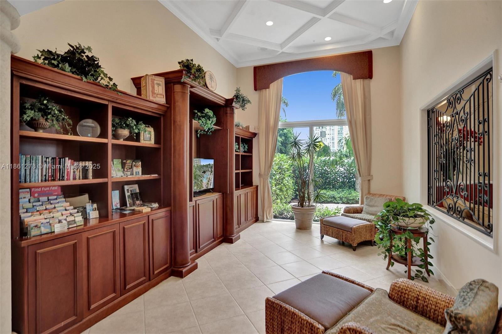 PORTO BELLAGIO CONDO - Residential