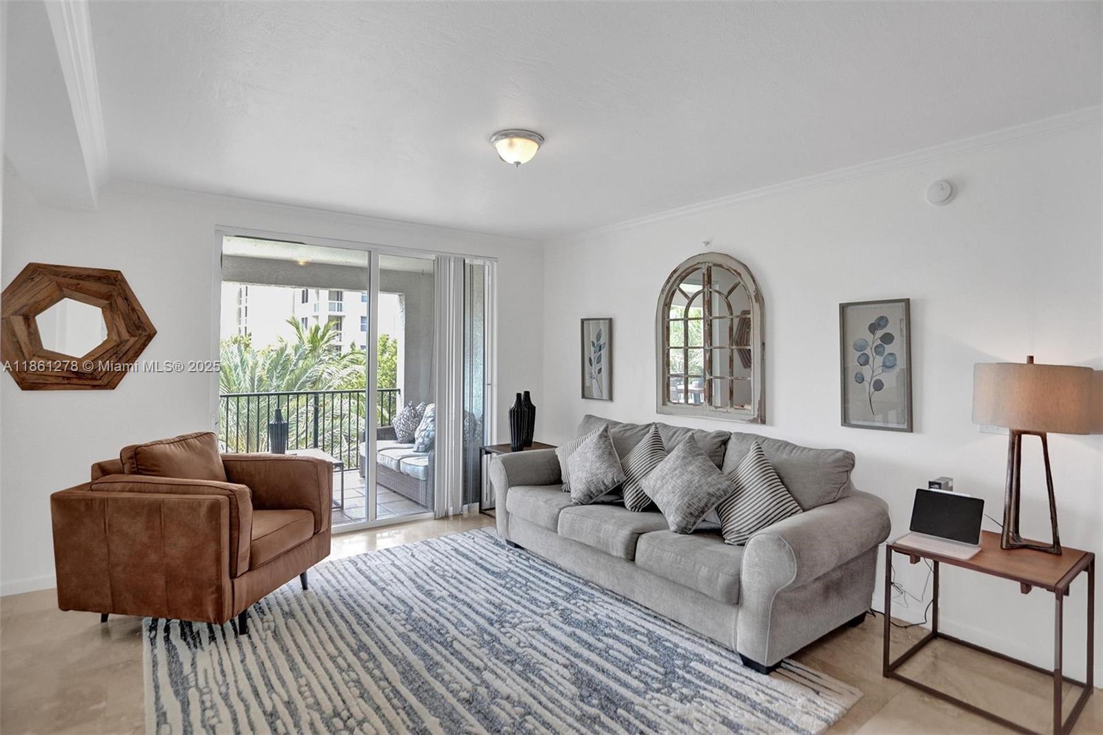 PORTO BELLAGIO CONDO - Residential