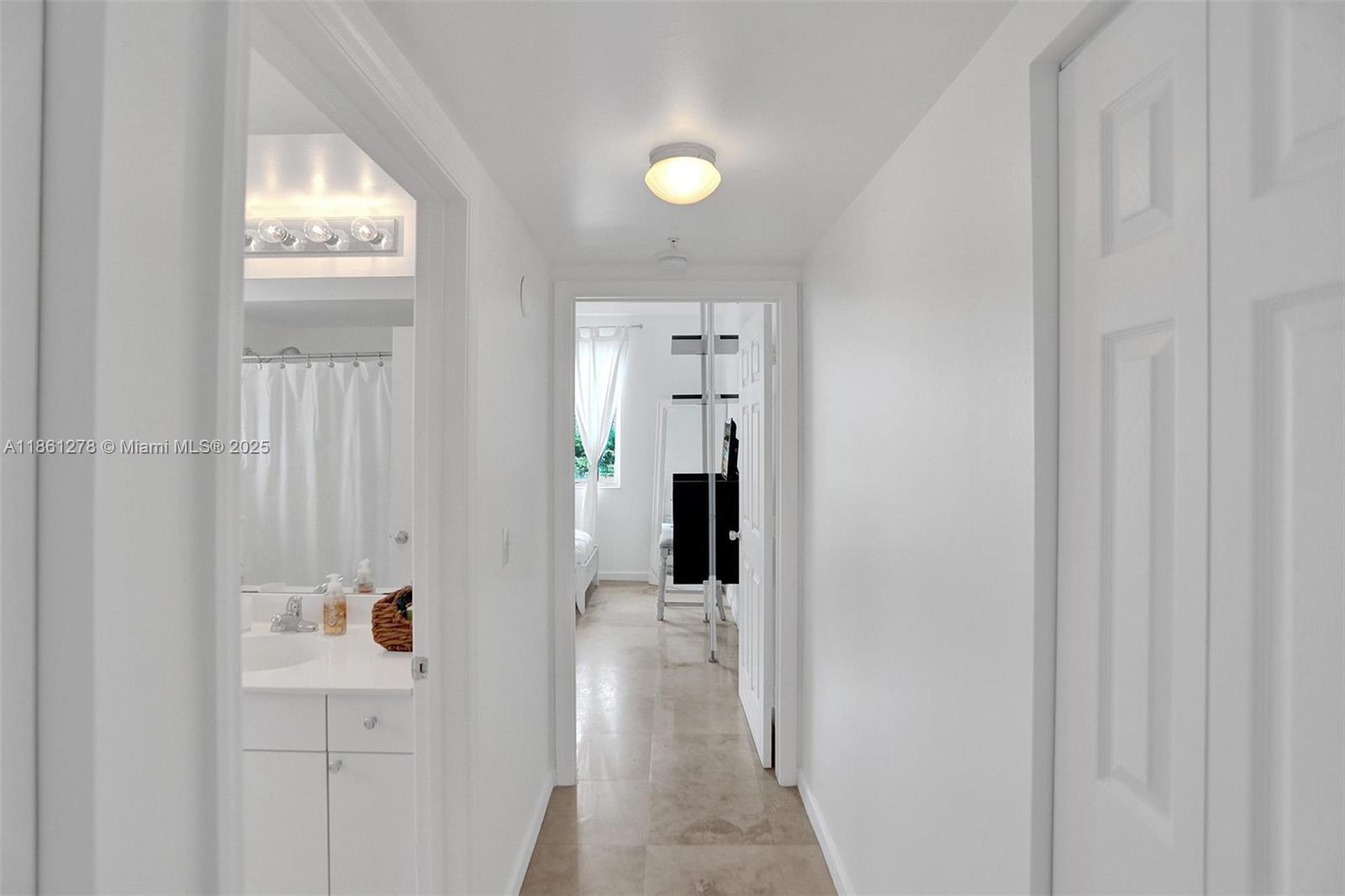 PORTO BELLAGIO CONDO - Residential