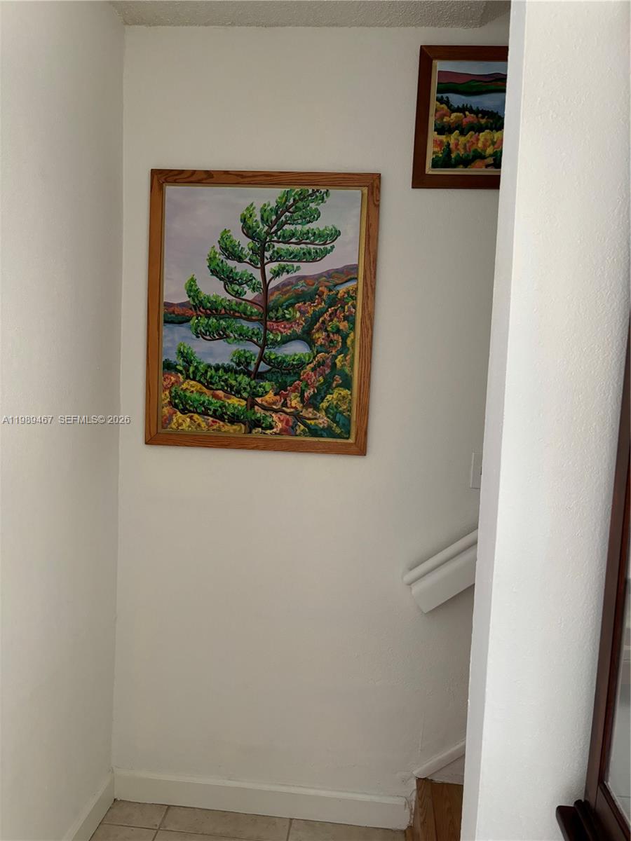 THE BERKELEY CONDO - Residential Lease