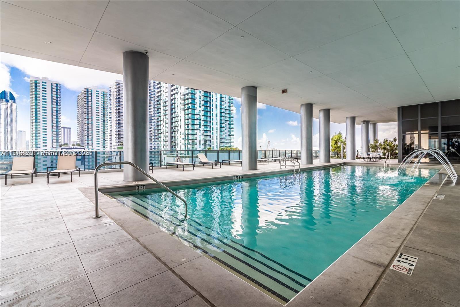 CANVAS CONDO - Residential Lease