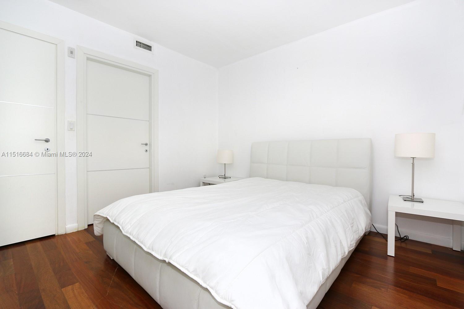 ETRURIA CONDO - Residential Lease