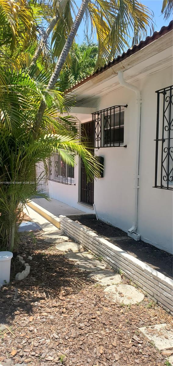 BISCAYNE BEACH-2ND ADDN - Residential