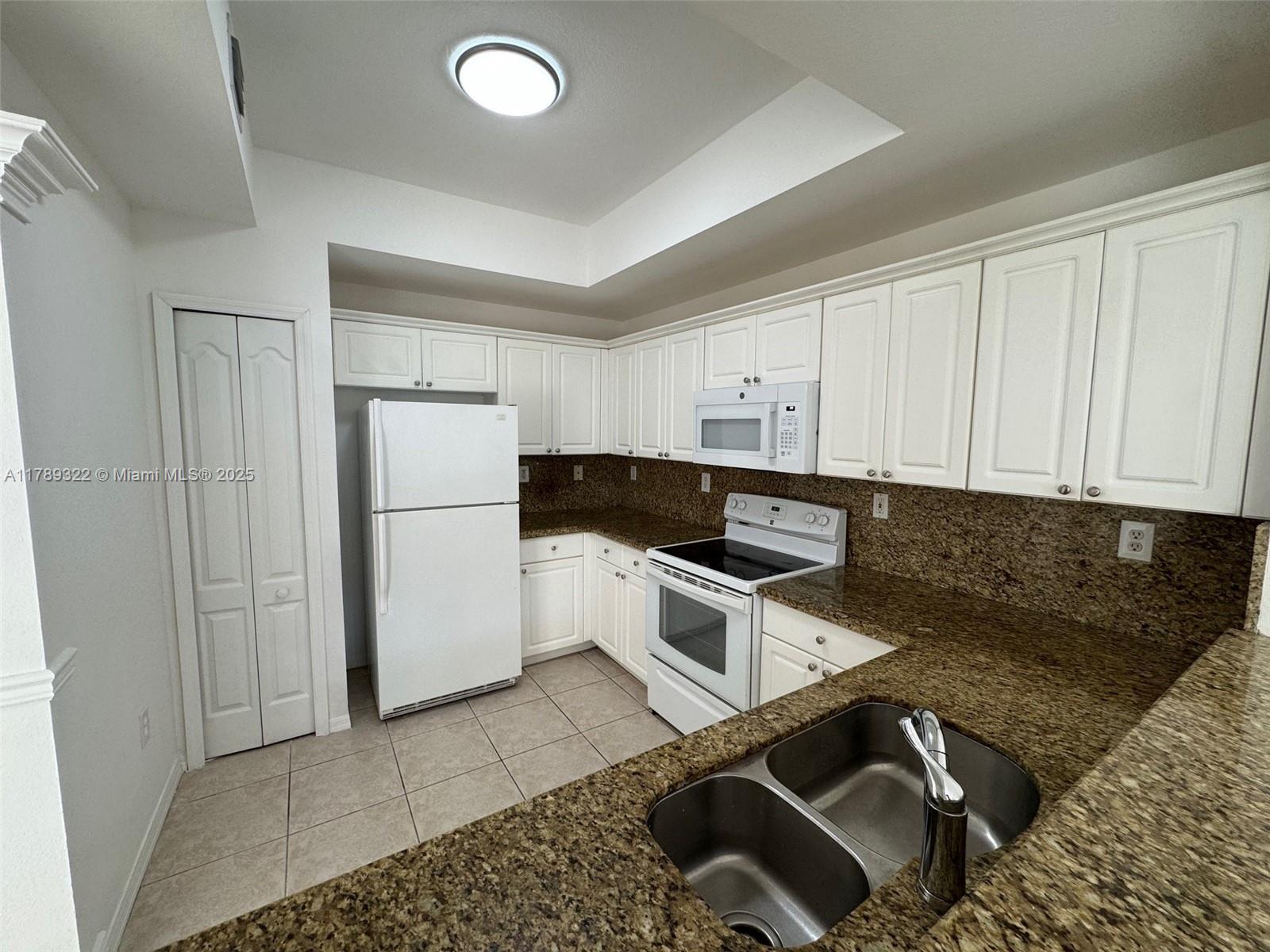 8912 W Flagler St 109