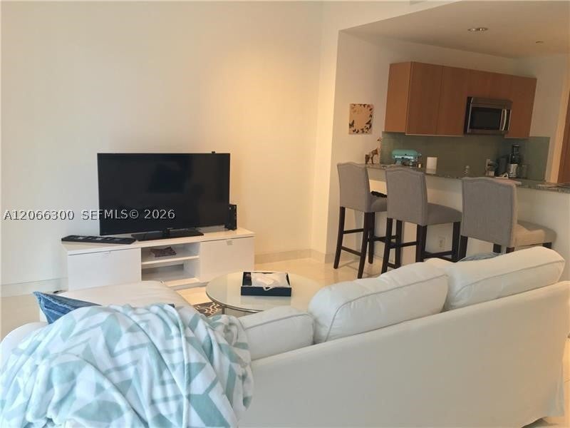 1050 Brickell Ave 2322