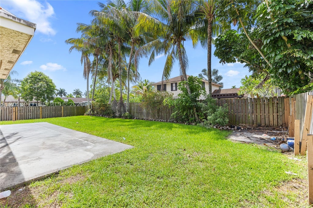 Photo of 11610 NW 43rd St, Sunrise, FL 33323 (MLS # A12053977)