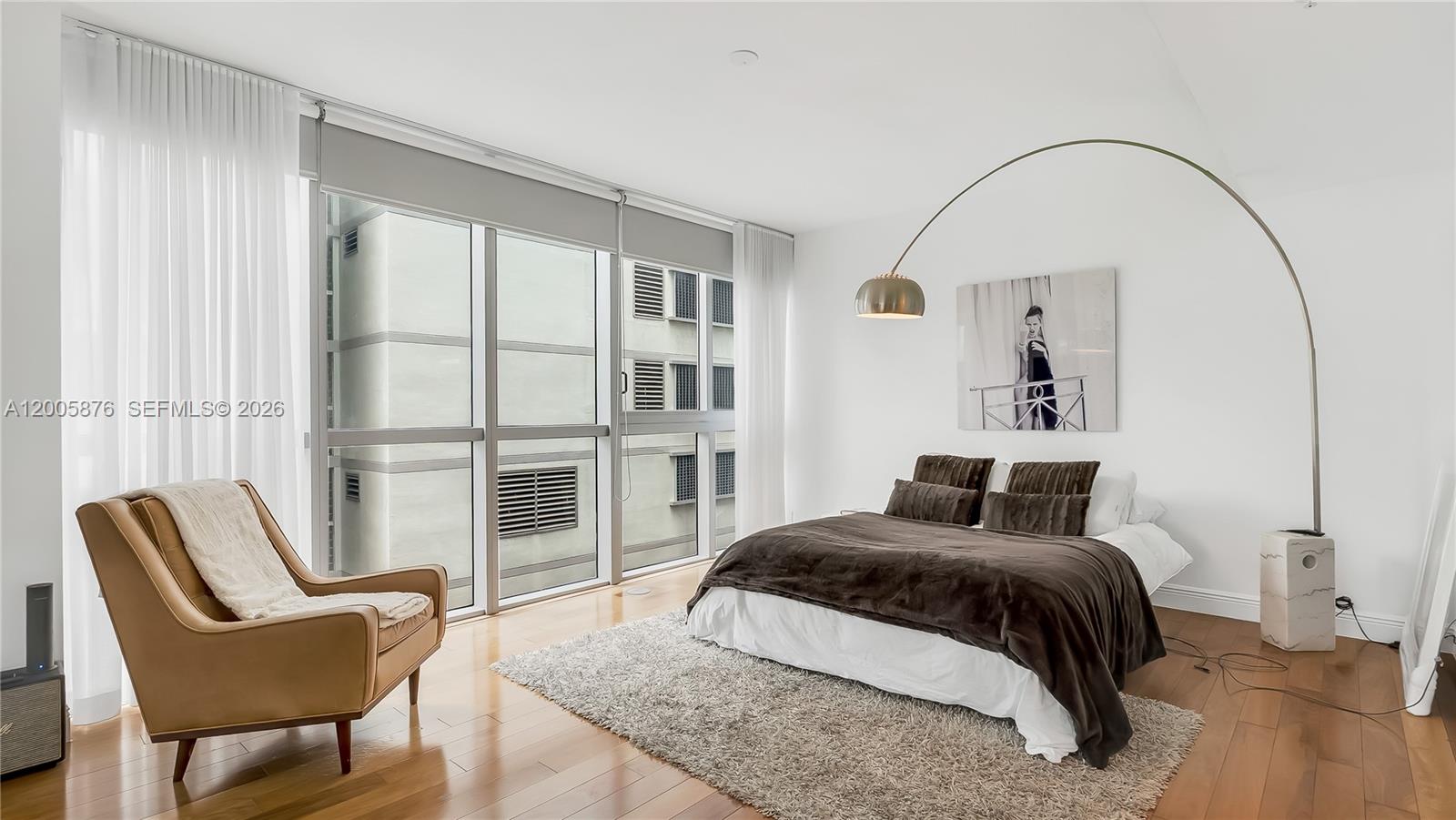 IVY CONDO - Residential