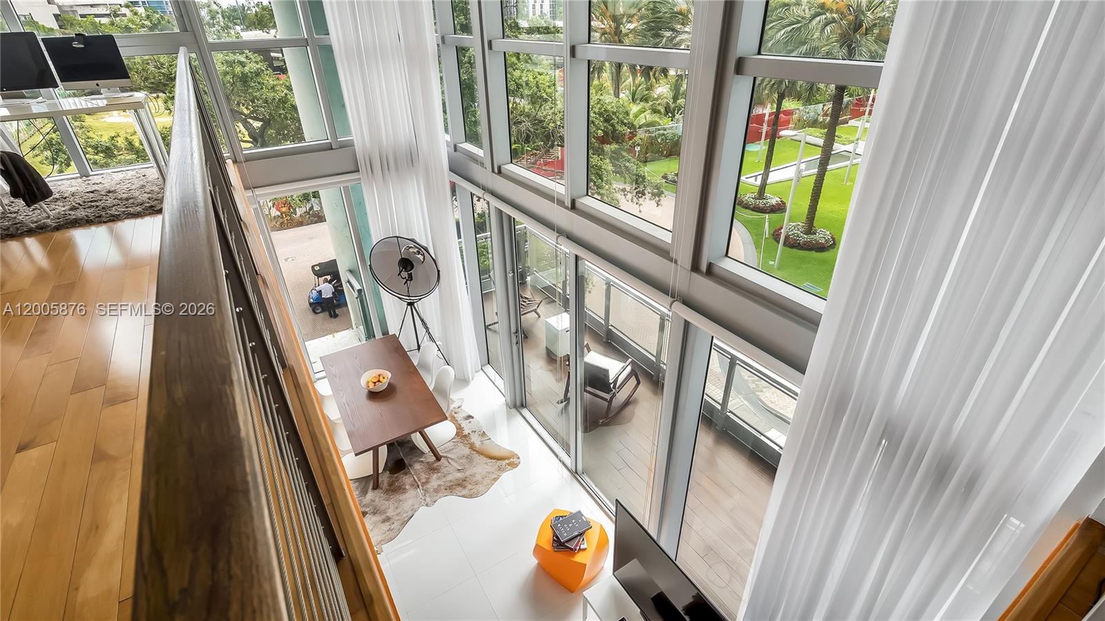 IVY CONDO - Residential