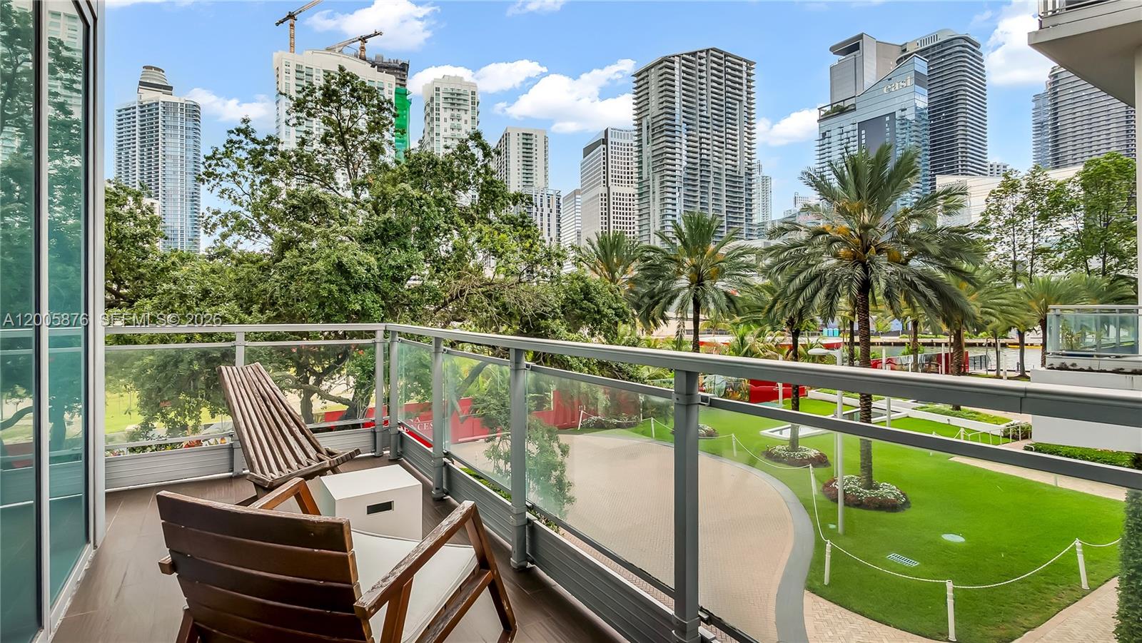 IVY CONDO - Residential