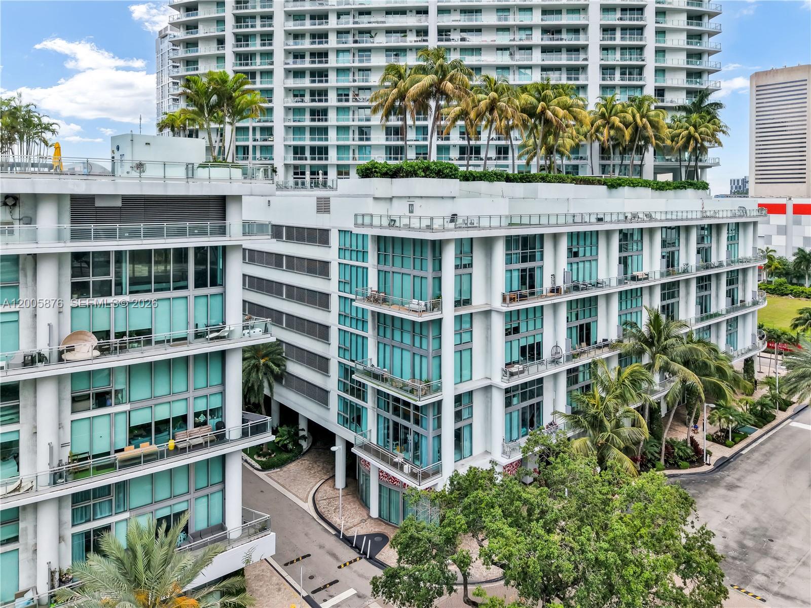 IVY CONDO - Residential