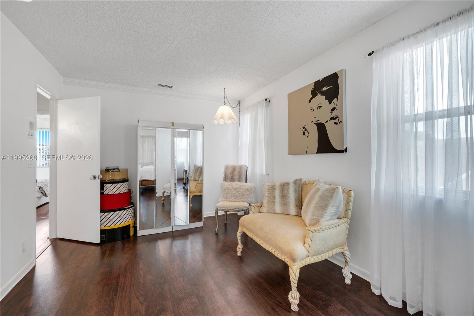 RIVER RUN - Residential