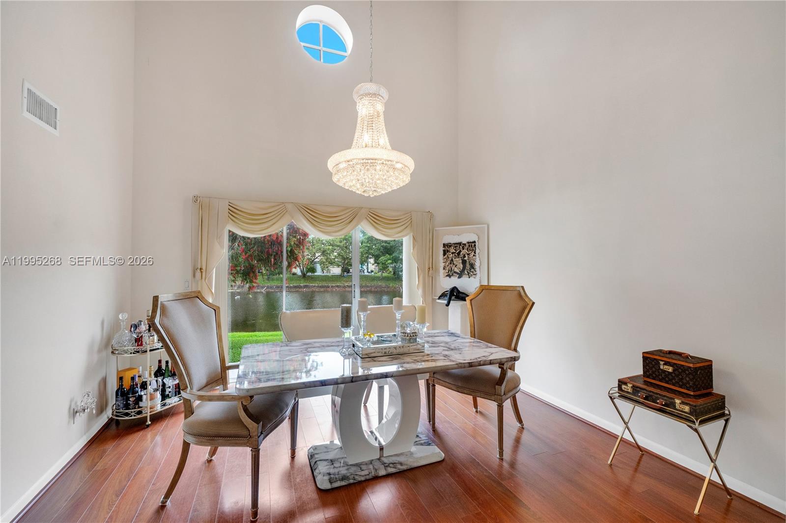 RIVER RUN - Residential