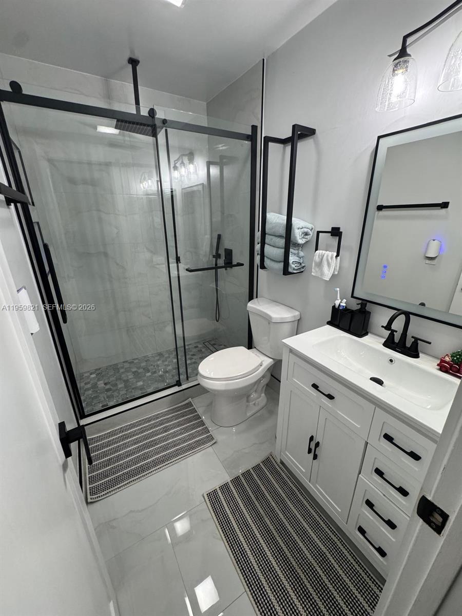 TOWNHOMES OF MONTEREY - Residential