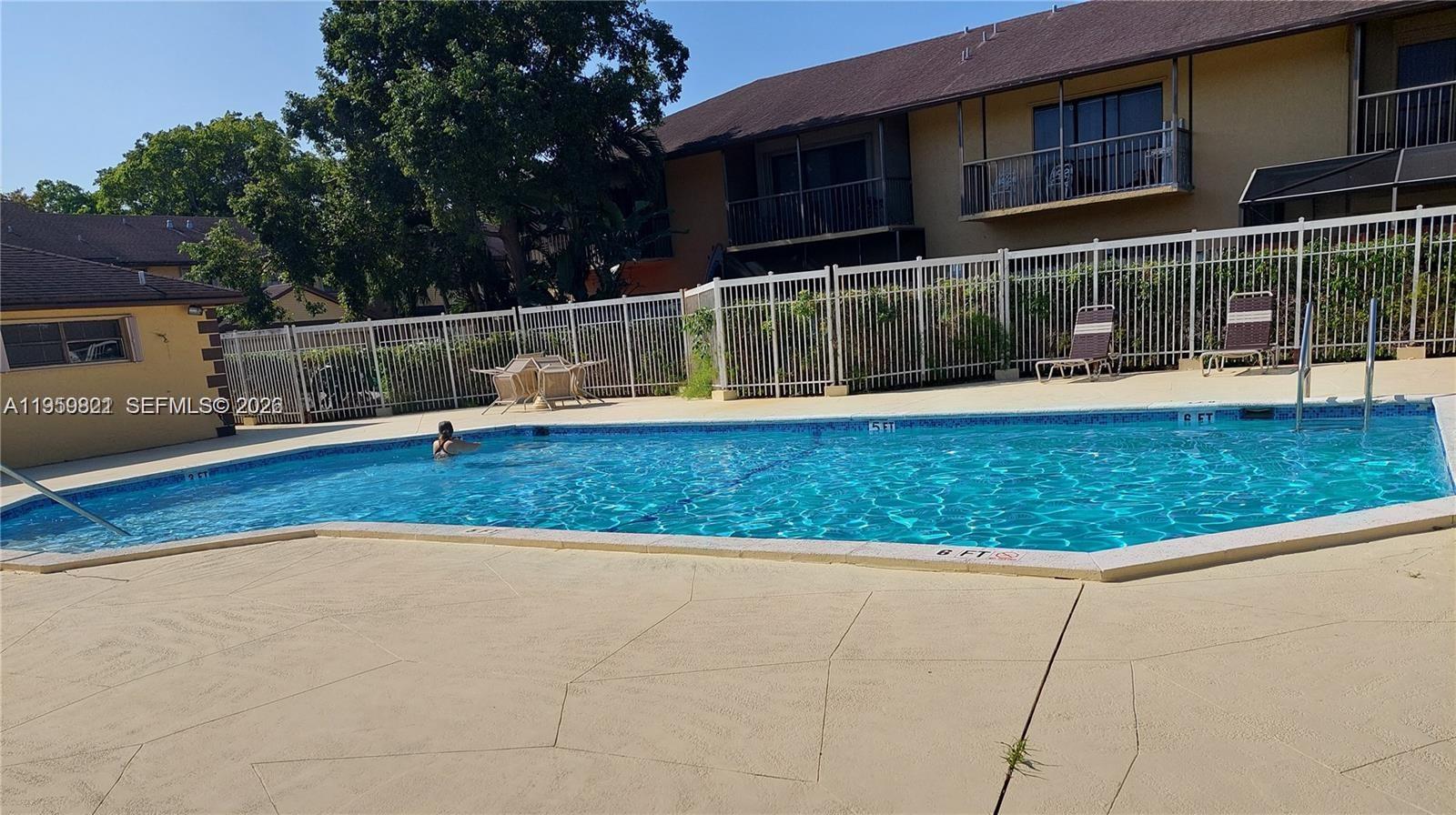 TOWNHOMES OF MONTEREY - Residential