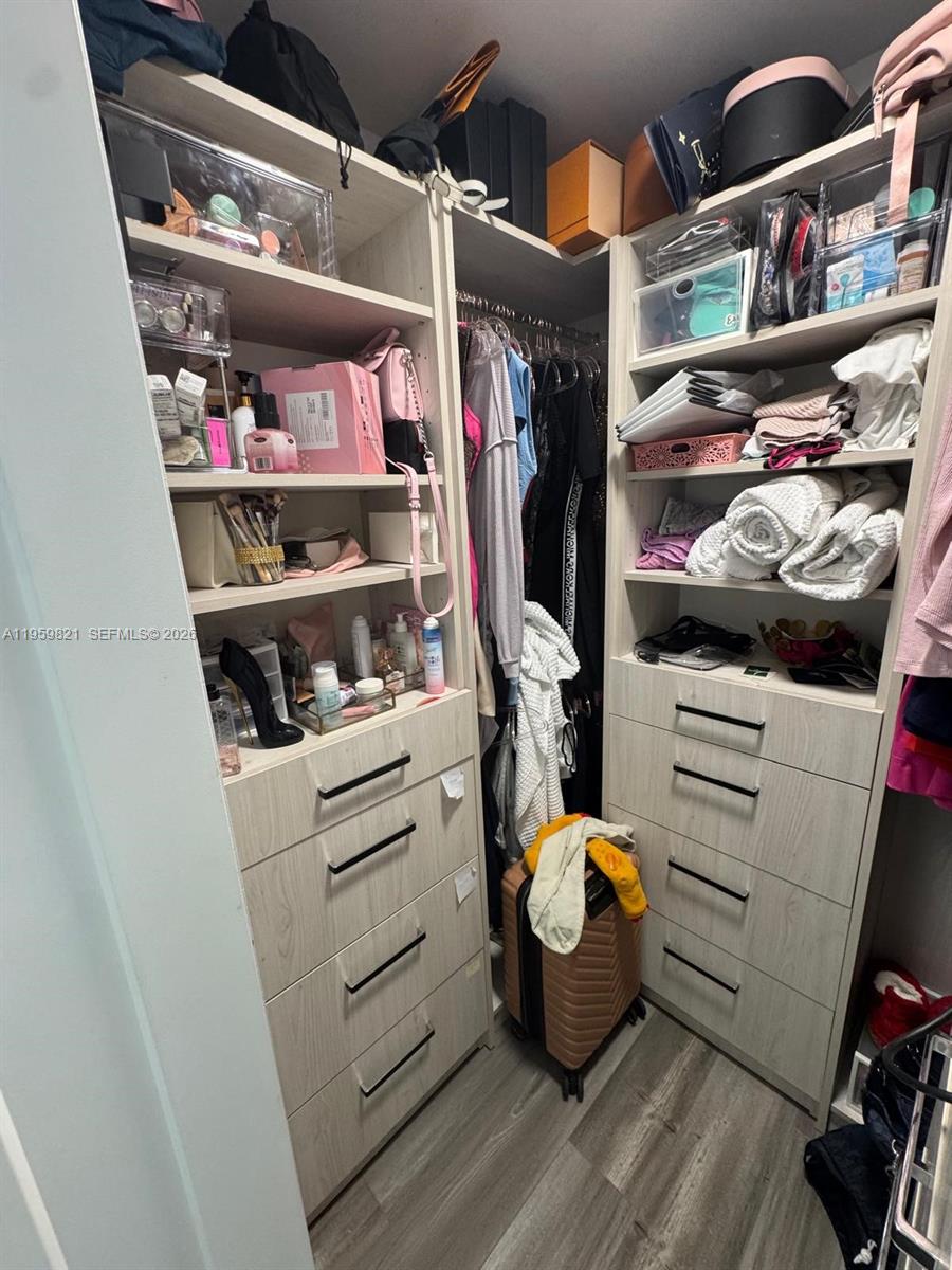 TOWNHOMES OF MONTEREY - Residential