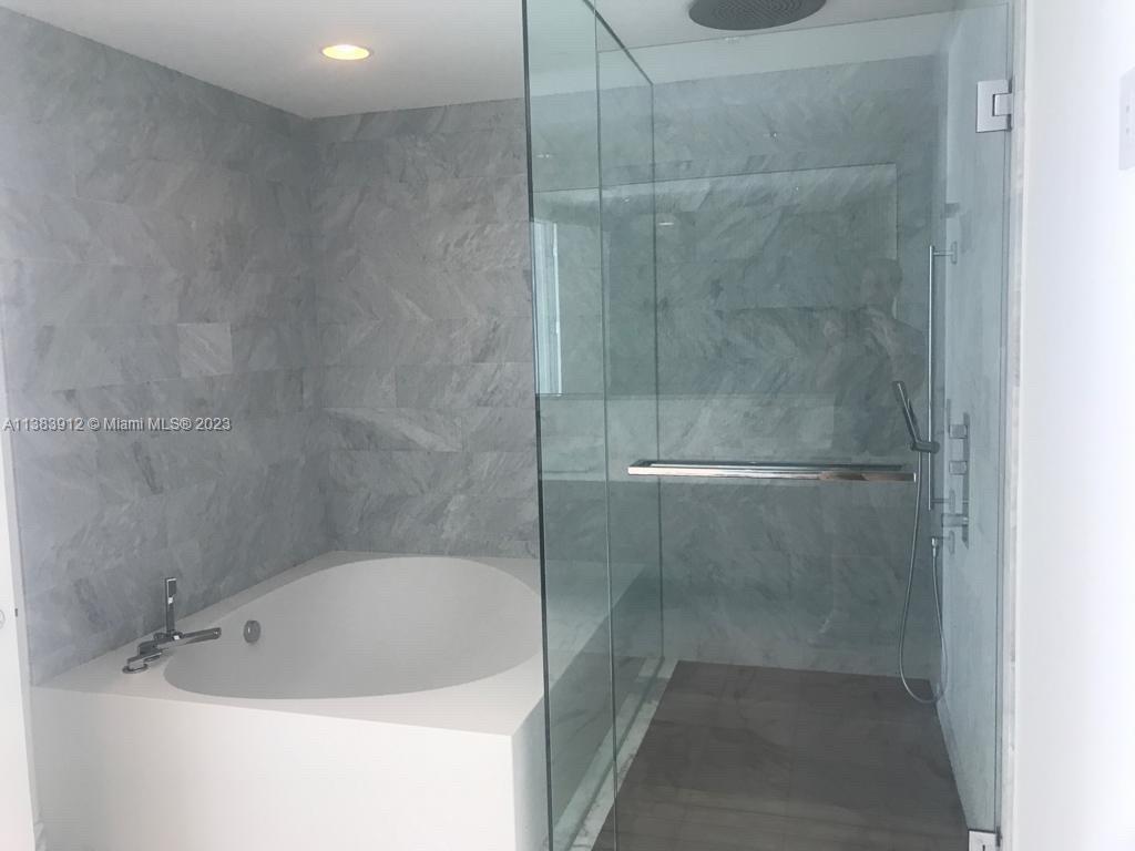 OCEANA BAL HARBOUR CONDO - Residential