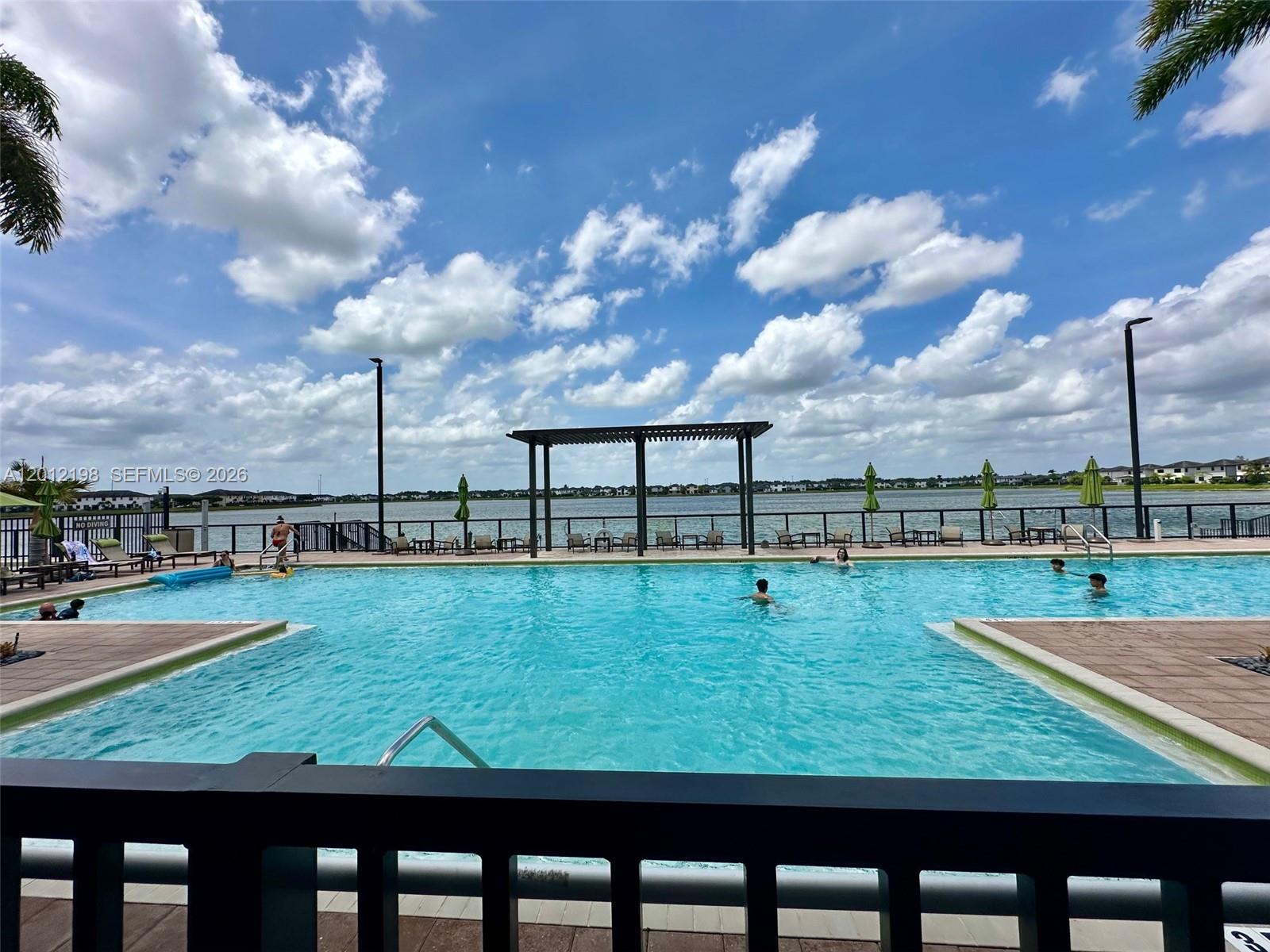 DUNNWOODY LAKE - Residential Lease