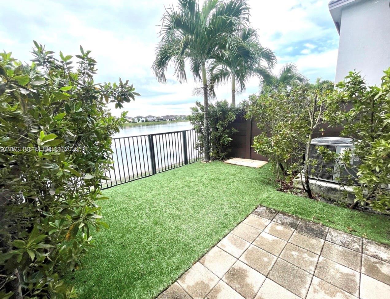 DUNNWOODY LAKE - Residential Lease