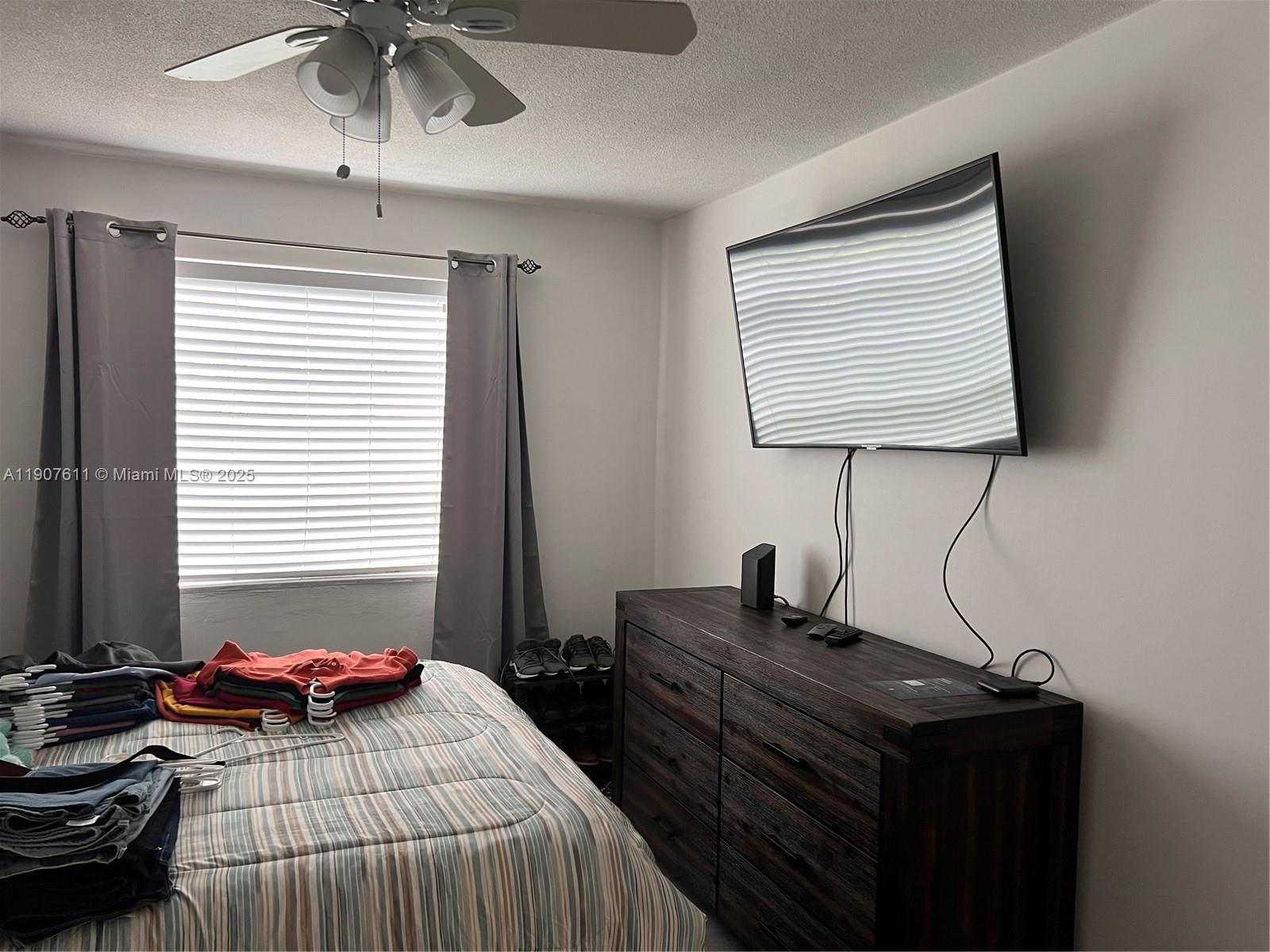 VISTA ALEGRE CONDO - Residential Lease