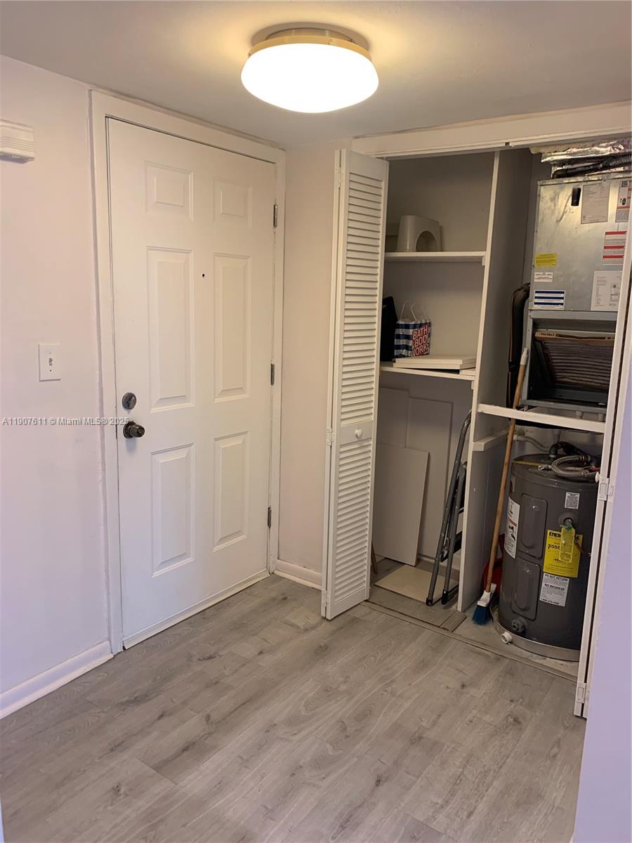 VISTA ALEGRE CONDO - Residential Lease