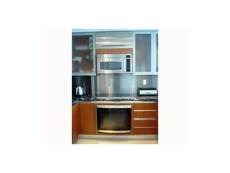 BENTLEY BAY - Residential Lease