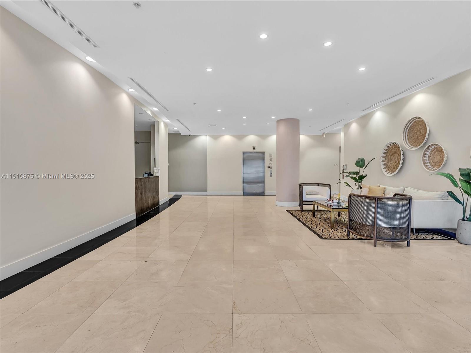 EDGEWATER LOFTS CONDO - Residential Lease