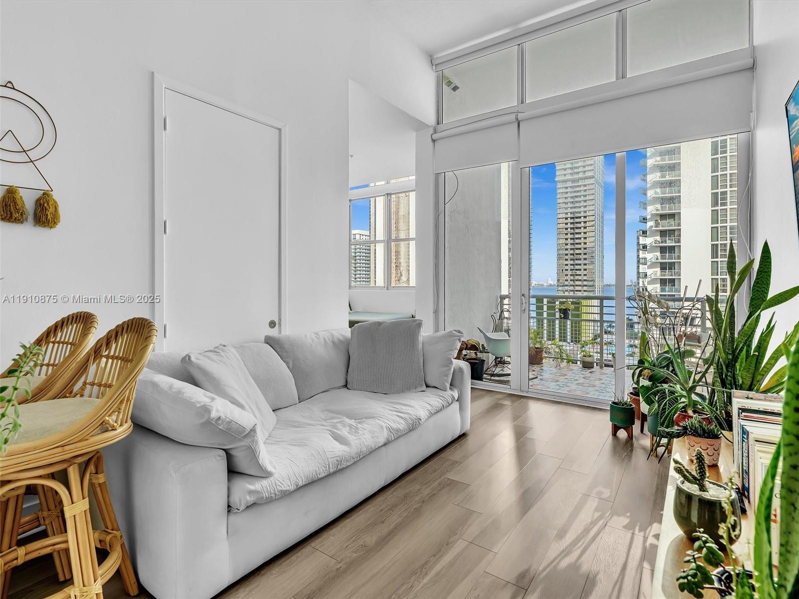 EDGEWATER LOFTS CONDO - Residential Lease