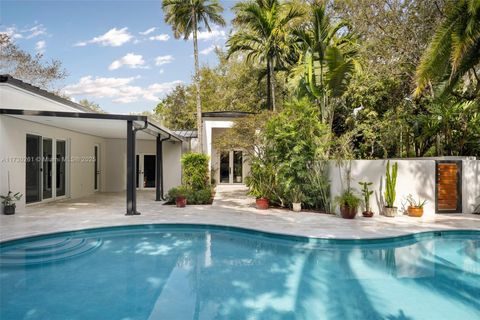 3940 Braganza Ave Coconut Grove FL 33133