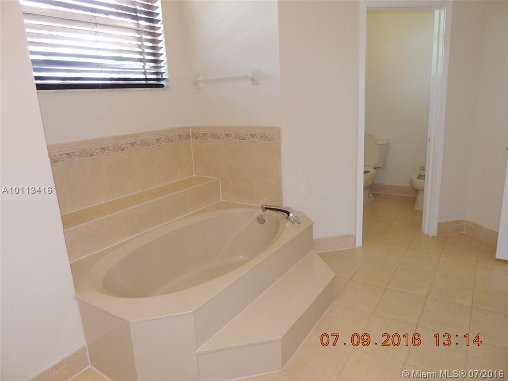 Crestview Lakes 2nd Add - Residential Lease