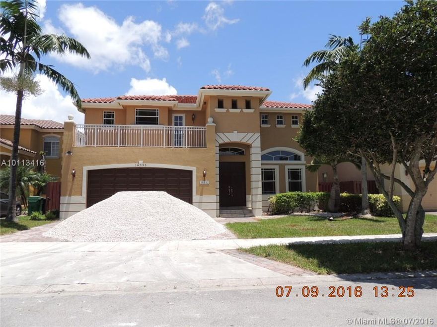 Another Amazing Maynada owned property,This is truly an incredible find, fully refurbished with top of the line EVERYTHING!, this executive home features 5 bedrooms 4 bathrooms, One bedroom and bath downstairs, Granite countertops, Stainless Steal appliances,crown molding, Intercom, central vacuum, 2 car garage and so much more!  Ready to move in! call listing office for details..